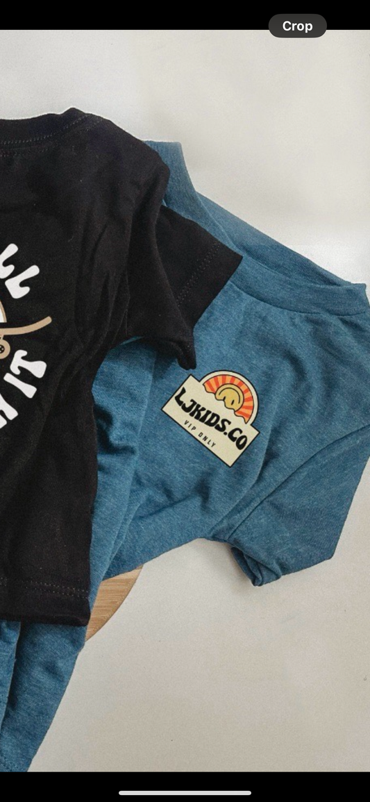 Basic Logo Front Pocket Tee