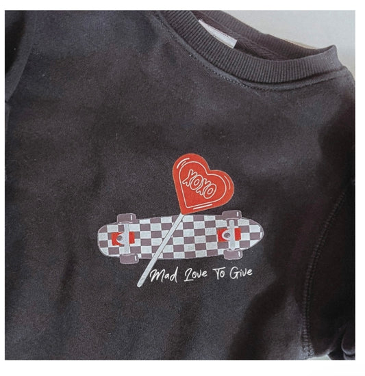 Mad Love To Give Tee